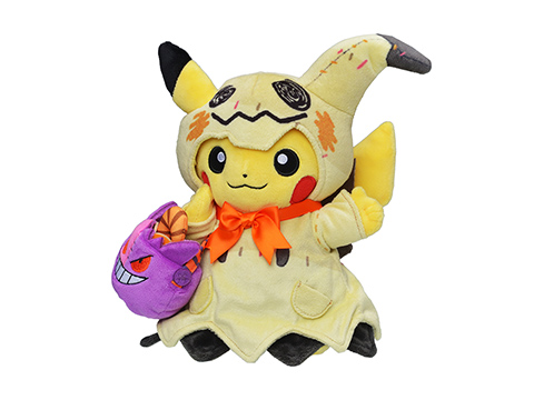 ハロウィンのパレードを楽しむ、ピカチュウやルカリオたちのグッズが