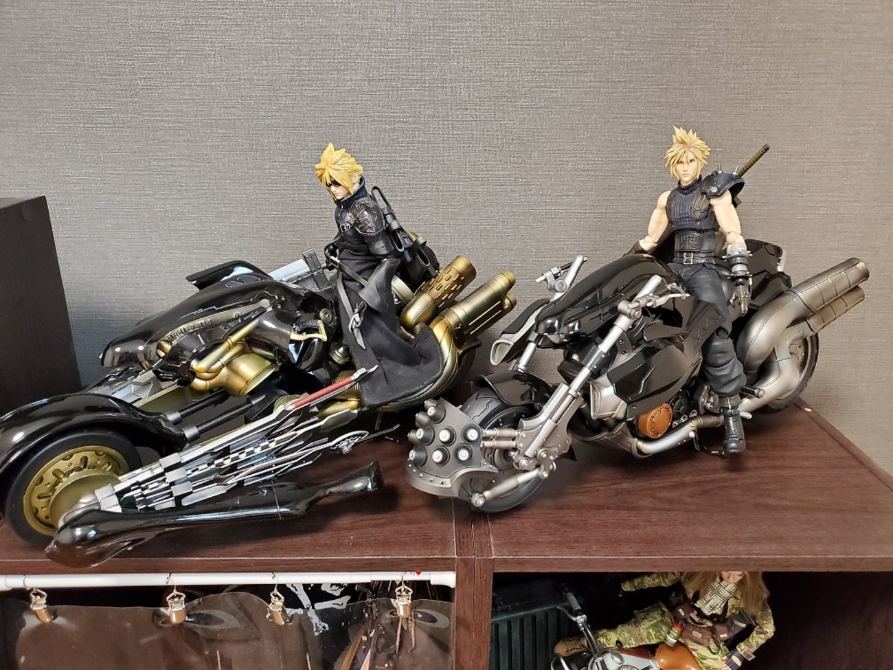プレイアーツ＆プレイアーツ改 FF-Ⅶ クラウド マイコレクション