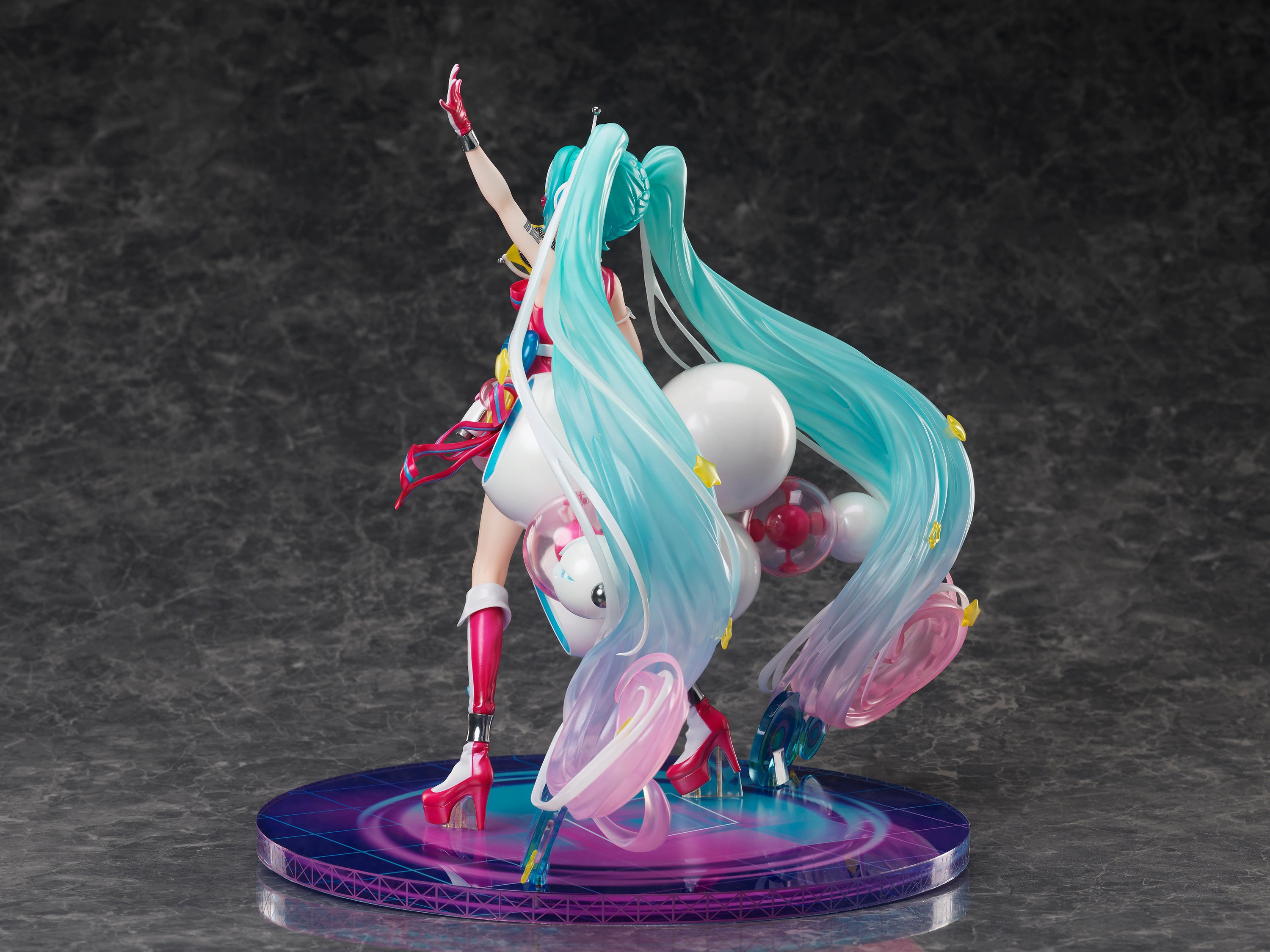初音ミク「マジカルミライ」10th Anniversary Ver. 1/7スケール