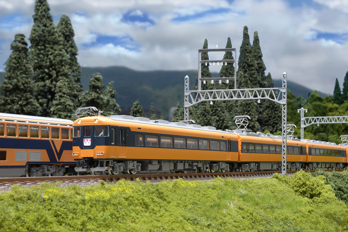 スナックカーの愛称で親しまれた、近畿日本鉄道 12200系がTOMIXのN