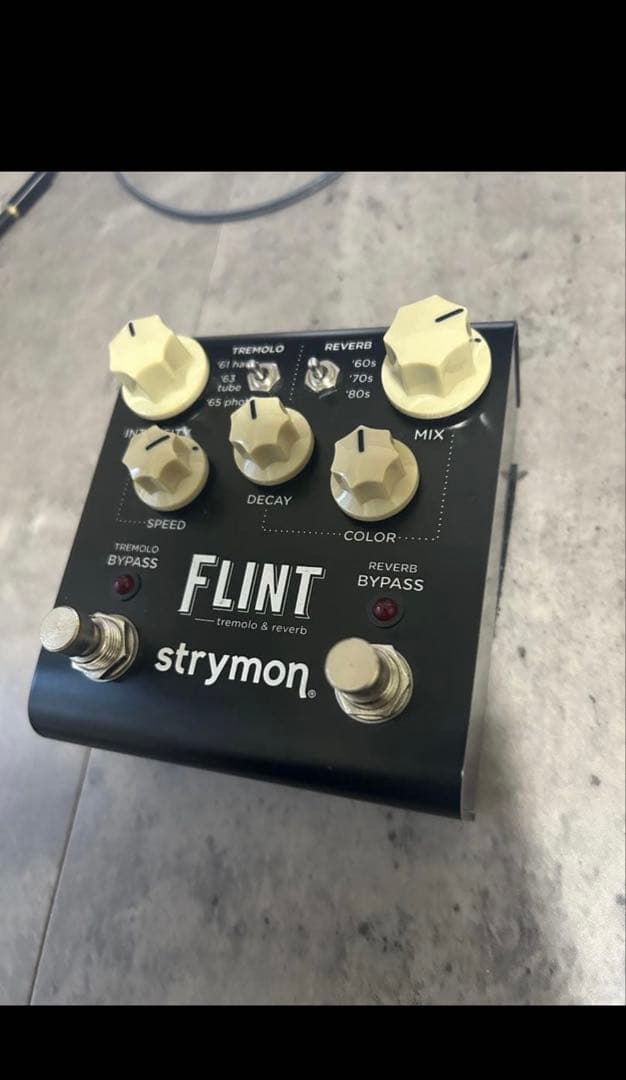 ギター strymon FLINT tremolo & reverb Strymon Flint V2 - Reverb & Tremolo - Eddie's Guitars