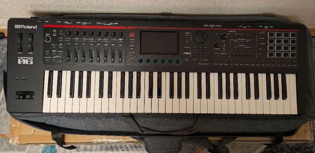 Roland FANTOM-06 61鍵MIDI Roland FANTOM-06 Workstation 0-Series Synthesizer (61 Key