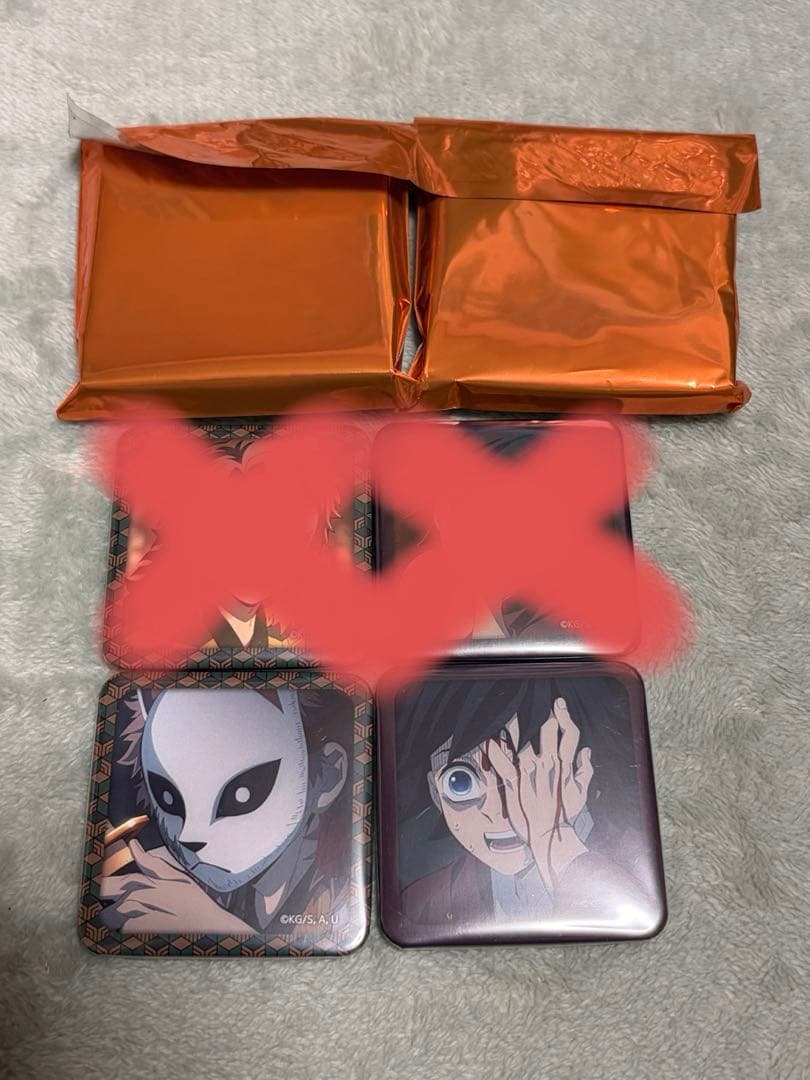 鬼滅の刃 繋がるスクエア缶バッジ 義勇の羽織④ 鬼滅の刃 ufotableCafe 繋がるスクエア缶バッジ 冨岡義勇 錆兎 - メルカリ