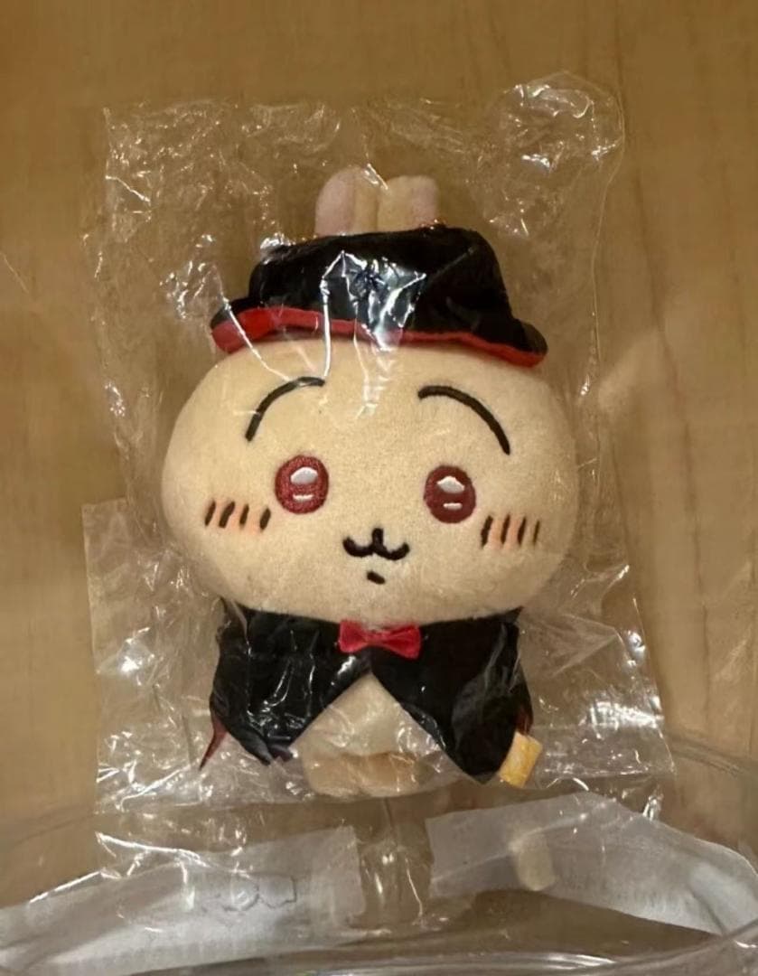 ちいかわ 仮装しちゃう！マスコット うさぎ 吸血鬼 ハロウィン ちいかわ 仮装しちゃう！マスコット（吸血鬼なうさぎ） | ちいかわ